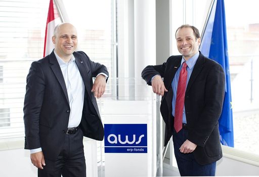 http://www.apa-fotoservice.at/galerie/4053 DI
Bernhard Sagmeister Geschäftsführer, Austria Wirtschaftsservice GmbH
(aws) und Dr. Ralf Kronberger Leiter der Abteilung für Finanz- und
Handelspolitik, WKÖ