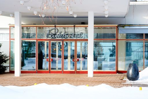 Vorschau Bild von 50 Jahre Parkhotel Pörtschach: Seehotel mit
Tradition und Design im Stil der 60er Jahre mit privater Halbinsel
am Wörthersee feiert Jubiläum