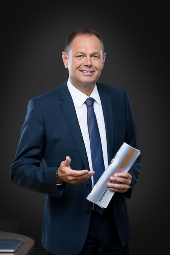 Karl-Heinz Täubel, Geschäftsführer unit-IT
