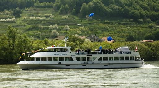 Vorschau Bild von An Bord der ms austria princess erlebten die
Gäste das Weltkulturerbe Wachau vom Logenplatz aus.