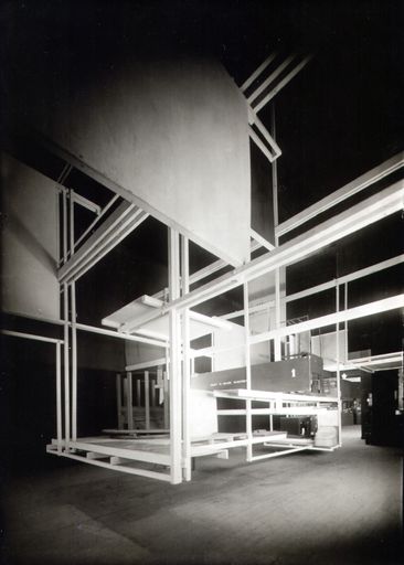 Friedrich Kiesler, Raumstadt (City in Space), 1925,
Paris