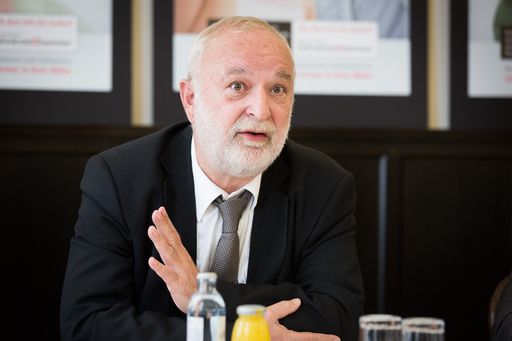 OMR DDr. Hannes Westermayer (Präsident der
Österreichischen Zahnärztekammer)