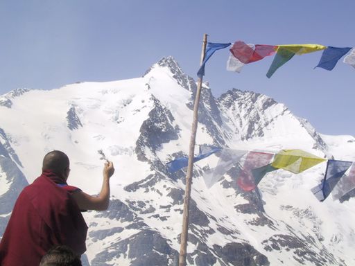 Vorschau Bild von Dankbarkeits-Zeremonie Großglockner - 25. Mai
2013