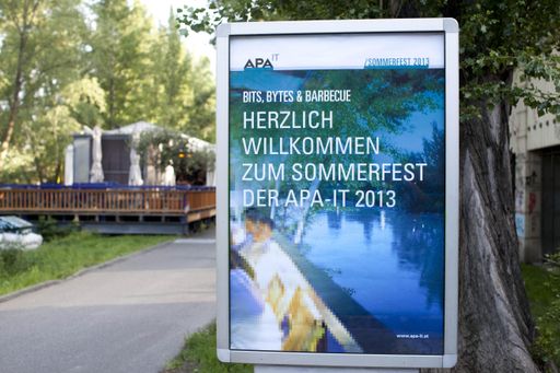 Bits, Bytes & Barbecue - Die summerstage am Wiener
Donaukanal war Treffpunkt von Kunden und Mitarbeitern beim
Sommerfest der APA-IT.