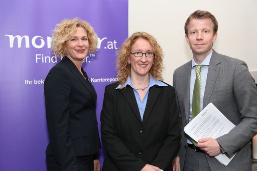 http://www.apa-fotoservice.at/galerie/4259 Im Bild
v.l.n.r.: Mag. Barbara Riedl-Wiesinger (Monster Worldwide Austria
GmbH), Dr. Alexandra Knell (Rechtsanwältin und
Wirtschaftsmediatorin), DDr. Paul Eiselsberg (Senior Research
Director IMAS International)