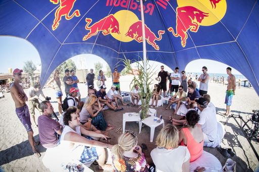 Vorschau Bild von Marketing- und Medien Roundtable on the beach