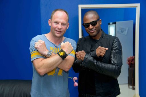  Mastermind "Doc" Alexander Knechtsberger, Taio
Cruz (v.l.)