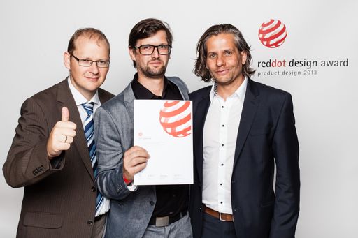 Vorschau Bild von Im Bild vlnr.: Markus Wörmanseder (GF sentiotec),
Peter Groiss (GF dbgp), Frank Schleifenbaum (Vertrieb sentiotec)