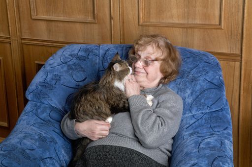 Gertraut M. mit Kater "Murli" hat jetzt ein
Notfallhilfe-Set.