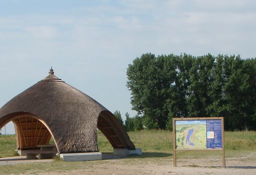 Hitzerekord in der "Hölle". So heißt die Region im
burgenländischen Seewinkel, in dem Ranger der St. Martins Therme &
Lodge am Donnerstag über 41 Grad gemessen haben.