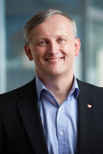 Vorschau Bild von Alexander Deopito ist seit dem 1. August 2013 der
neue Vorsitzende der Geschäftsleitung von Lidl Österreich.