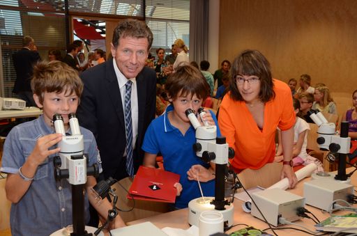  Minister Töchterle bei seinem Besuch der ö1-Kinderuni Alpbach