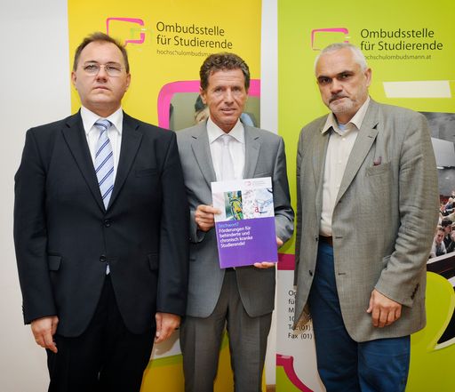 Wissenschafts- und Forschungsminister Karlheinz
Töchterle zu Gast in der Ombudsstelle für Studierende