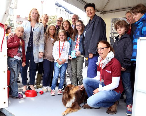 Vorschau Bild von Eröffnung des Wiener Forschungsfest 2013 und
anschließender Rundgang mit BM Doris Bures und VBgm. Renate Brauner