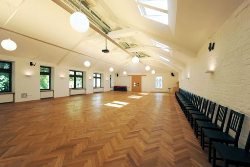 Saal des Feldenkrais Institut Wien