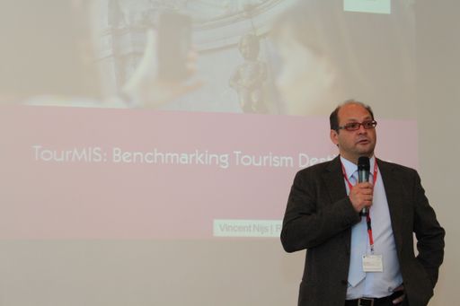 Prof Dr. Karl Wöber, Rektor der MODUL University
Vienna, lud 70 führende Tourismusentscheider aus 25 Ländern Europas
zum jährlichen "TourMIS" Anwender-Workshop in die
Universitätsräumlichkeiten der internationalen Privatuniversität auf
den Kahlenberg