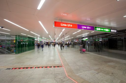  Kulturpassage Karlsplatz: Die neue Flaniermeile
Wiens
