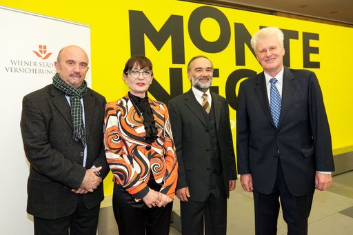 http://www.apa-fotoservice.at/galerie/4550/ Im Bild
v.l.n.r.: Bojan Kovacevic (Architekturpublizist), I.E. Slavica
Milacic (Botschafterin der Republik Montenegro), Prof. Adolph
Stiller (Ausstellungskurator), Dr. Rudolf Ertl (Vorstandsmitglied
Wiener Städtischer Versicherungsverein)