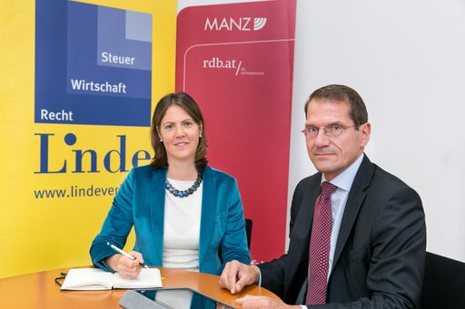 Mag. Susanne Stein (Geschäftsführende
Gesellschafterin, Manz'sche Verlags- und Universitätsbuchhandlung
GmbH), Mag Andreas Jentzsch (Geschäftsführender Gesellschafter Linde
Verlag GmbH)