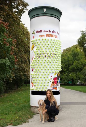  Yvonne Rueff und ihre Golden Retriever Dame Nikita