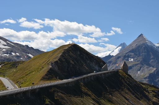 Vorschau Bild von Großglockner Hochalpenstraße, Auffahrt zum
Fuscher Törl (2.428 m).