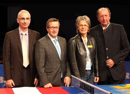  vlnr.: Jean Francois Kahn, Hannes Fazkas, Petra
Bohuslav, Gottfried Forsthuber