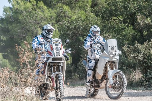  "Navigator" Dr. Christian Horwath links im Bild und
"Rally Queen" Julia Schrenk bei den Vorbereitungsrennen in Kroatien.