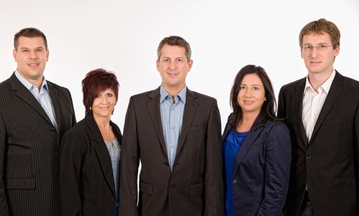  v.l.n.r.: Patrick Mariacher, Silvia Schneider,
Ing. Ben Schmidt, Mag. Barbara Schmidt; Dipl.-Ing. Michael Tipotsch;