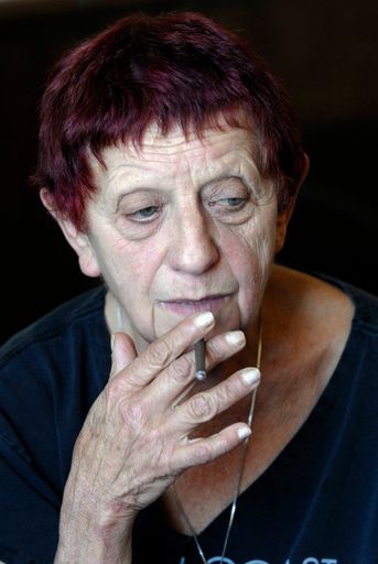  Ruth Weiss