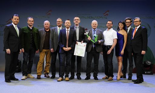  Das Siegerprojekt in der Kategorie "Klimaschutz
durch Innovation" kommt aus Oberösterreich und heißt
"Fassadendämmung aus österreichischem Hanf"