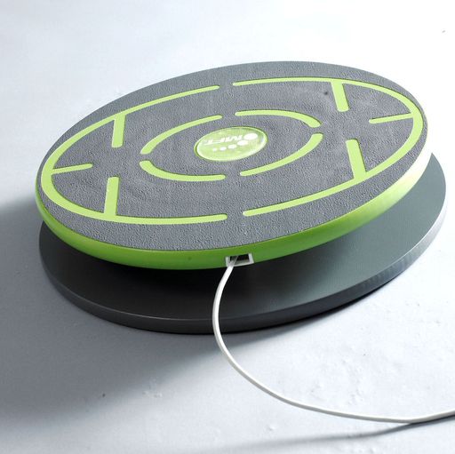  Für Allrounder: Die MFT Challenge Disc mit
virtuellem Trainer motiviert zum Üben