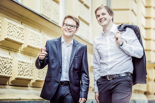  Wolfgang Deutschmann, Peter Garber