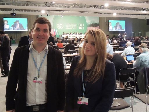  Die beiden österreichischen Jugenddelegierten,
Lisbeth Haberbauer und Andreas Nagl, leisteten bei den
internationalen Klimaverhandlungen in Warschau Überzeugungsarbeit
für Jugend-Forderungen zum Klimaschutz.
