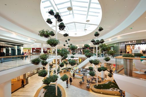 Der neu gestaltete Eingang 4 der Shopping City Süd