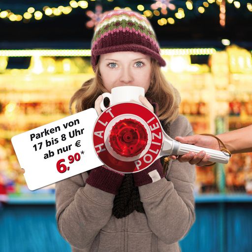  In der Weihnachtszeit locken in der Hauptstadt
wieder die Christkindlmärkte. Advent heißt aber auch Planquadrate
und verstärkte Alkoholkontrollen. Anstatt den Führerschein abzugeben
ist es wesentlich klüger und günstiger, das Auto stehen zu lassen.