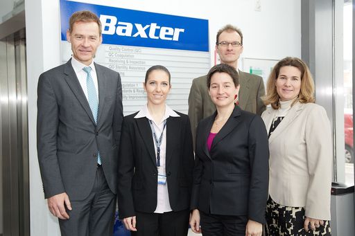  Im Bild v.l.n.r: Andreas Kronberger, Martina
Steiner-Endress, Stadträtin Sonja Wehsely, Karl-Heinz Hofbauer,
Simone Oremovic