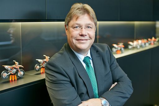 Dipl.-Ing. Harald Plöckinger, neuer Vizepräsident
Austrian Standards