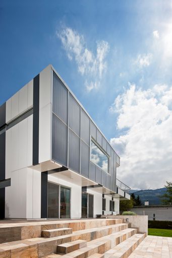 Für Österreich will SIKO SOLAR den Solarweltrekord
aufstellen. Außergewöhnliche Lösungen waren schon immer Teil des
Tiroler Familienunternehmens.