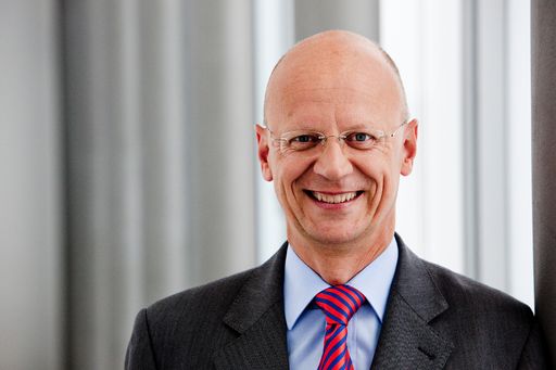 Vorschau Bild von Ralf Thomas übernimmt das Aufsichtsratsmandat von
Joe Kaeser