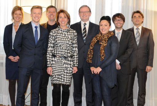 Präsident Kopf präsentiert sein Team