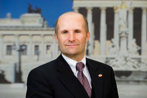  Zelina fordert Bilanzierungspflicht für Bund,
Länder und Gemeinden