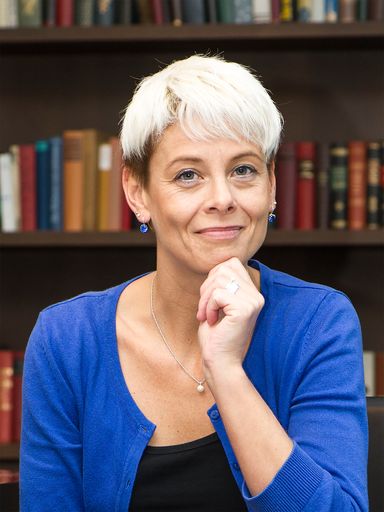 Vorschau Bild von Alice Bräuer, die bereits langjährig in der
Personalberatung bzw. bei eva bertsch consulting tätig ist, wird
auch ebc - efficient business careers mit ihrem Know-How verstärken.