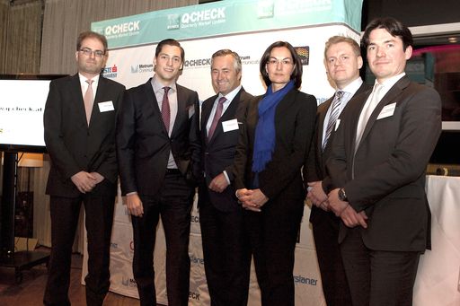Personen v.l.n.r.: Michael Kukacka (Ringturm KAG),
Dominik Hojas (DerBörsianer), Hannes Ametsreiter (Telekom Austria),
Erika Karitnig (BAWAG P.S.K. INVEST), Jörg Rohmann (Alpari),
Johannes Endl (ÖRAG)