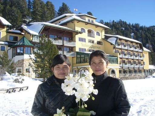  Tropenflair im Bali-Spa und Winterfeeling mit
Naturschnee