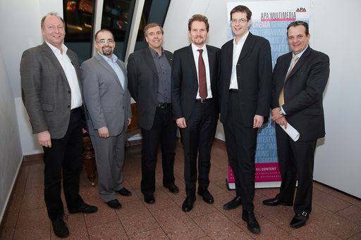  http://www.apa-fotoservice.at/galerie/5076/ Im Bild
v.l.n.r.: Martin Zandonella (WKO/FV UBIT), Manuel Aghamanoukjan
(Gentics), Robert Sablatnig (TU Wien), Andreas Plamberger (PwC),
Christian Kittl (evolaris) und Thomas Stern (Moderation, Braintrust)