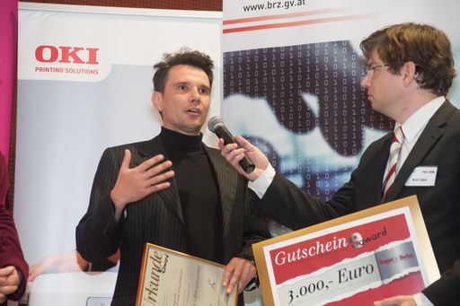  Mario Rosin interviewt von Martin Szelgrad bei der
Preisverleihung