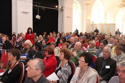 Vorschau Bild von Fragerunde moderiert von Sabine Waste