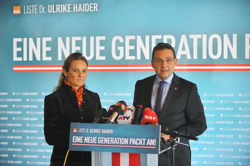 Vorschau Bild von Bild von der Pressekonferenz mit Dr.Ulrike Haider-Quercia und
Gerald Grosz