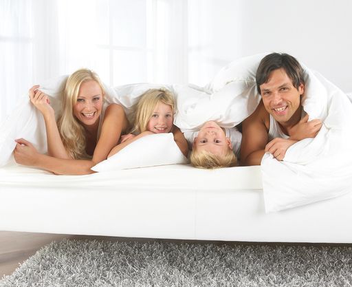  Imagebild Gesundes Schlafen. Erholsamer Schlaf ist
eine der wichtigsten Voraussetzungen für Gesundheit und
Wohlbefinden. Die individuell passende Matratze sorgt für
ausreichend lange Schlafdauer und Schlaftiefe.