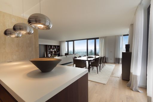 Vorschau Bild von Wohnraum mit offener Design-Küche